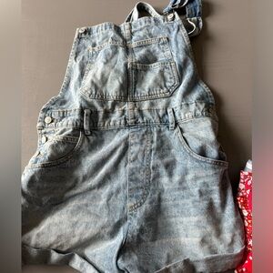 Loose fitting shorts overalls
